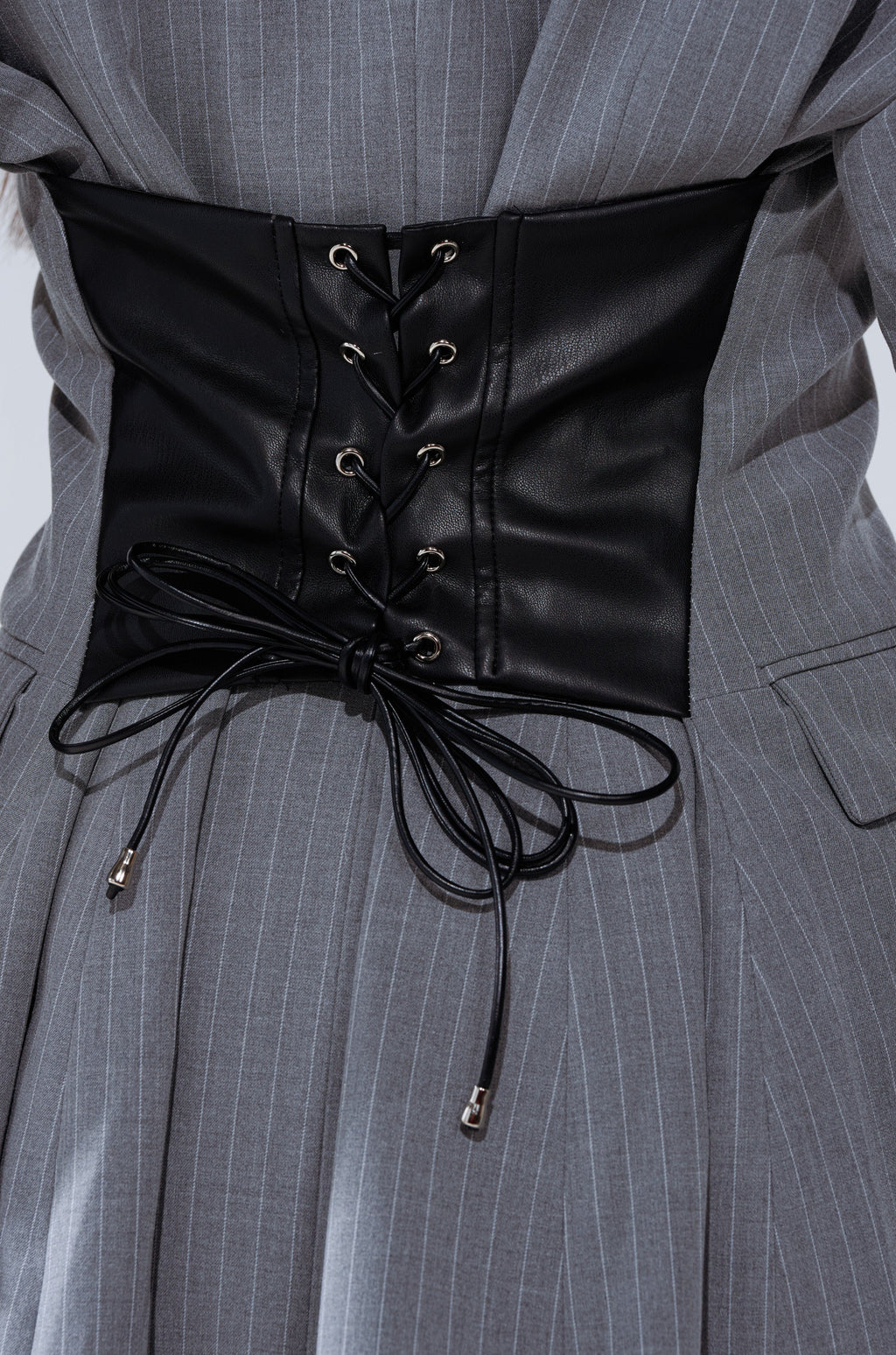 BUSINESS MEETING CHIC BLAZER DRESS AND LEG WARMER SET IN GREY