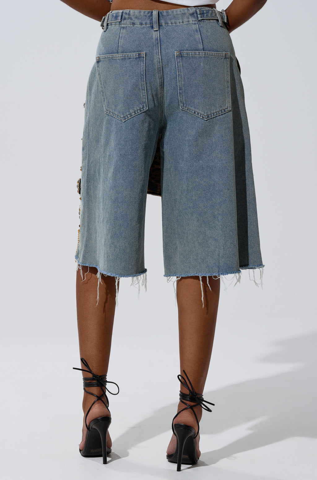 COOL GIRL LIKE ME BERMUDA SHORT