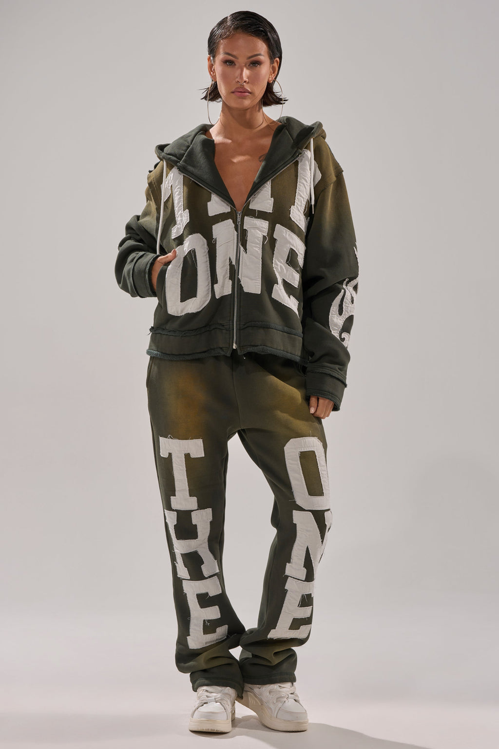 THE ONLY ONE ZIP SWEATSHIRT