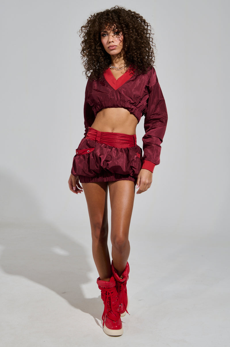PUTTING IN WORK V-NECK SWEATSHIRT IN RED
