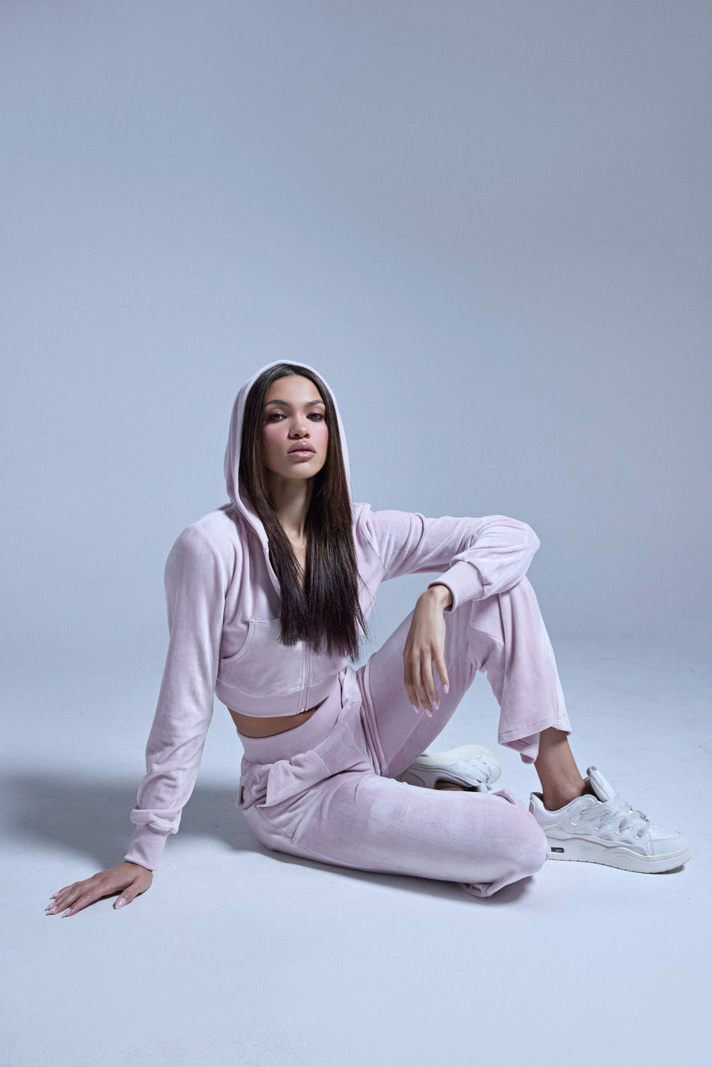 TAYLOR VELOUR FITTED ZIP UP IN PINK