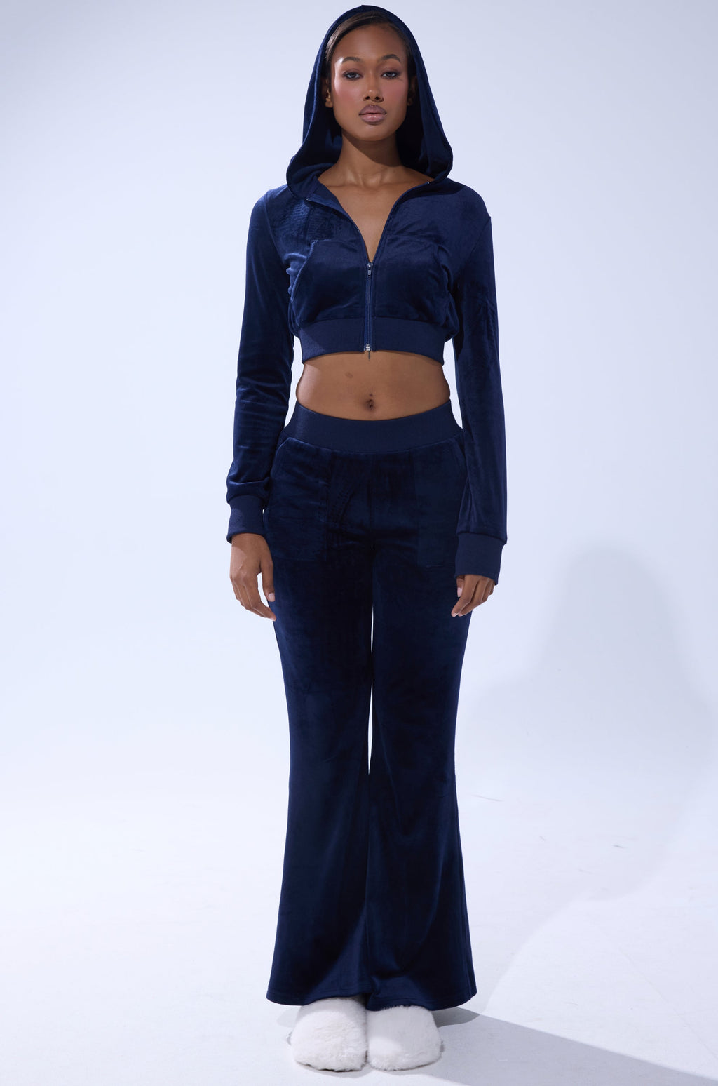 TAYLOR VELOUR FITTED ZIP UP IN NAVY