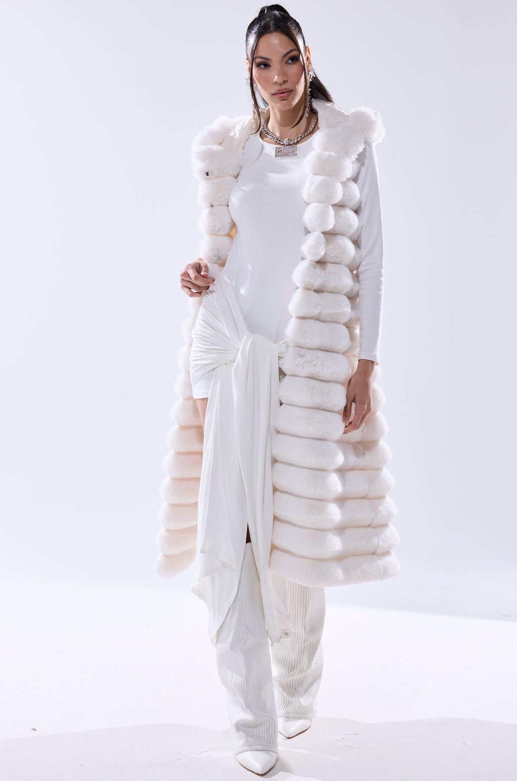 POPPY FAUX FUR HOODED VEST