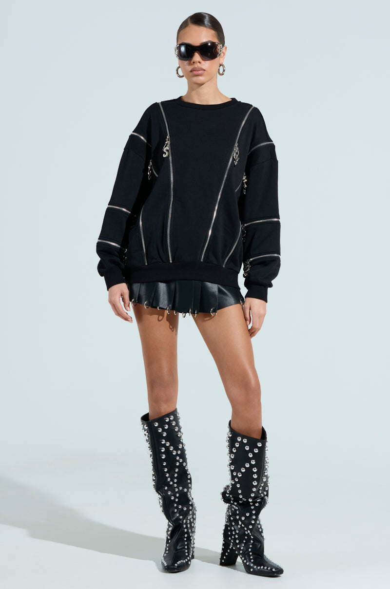 UNZIP ME SWEATSHIRT