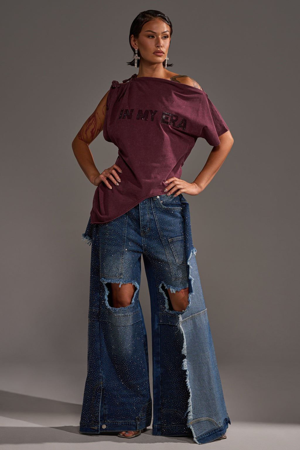 IN MY ERA OFF-THE-SHOULDER TEE