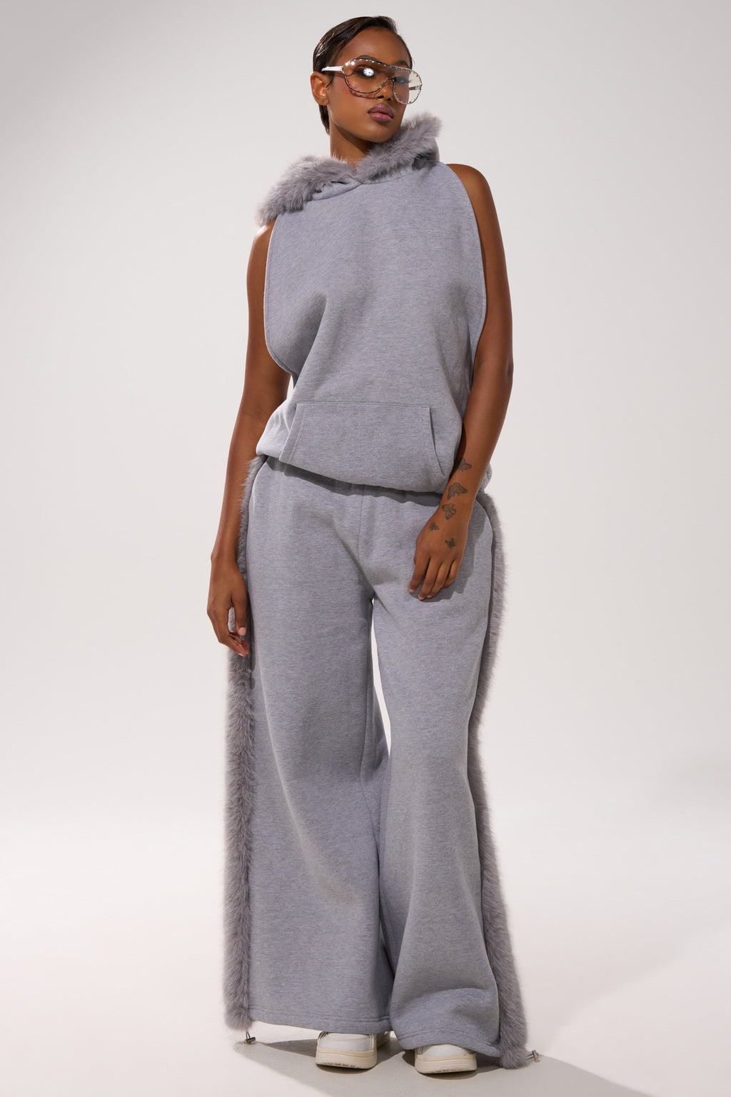 LUXE FUR JOGGER IN GREY
