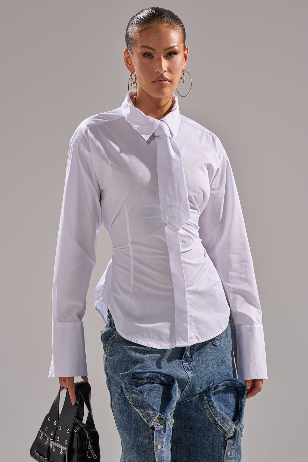 BUSINESS BUTTON DOWN