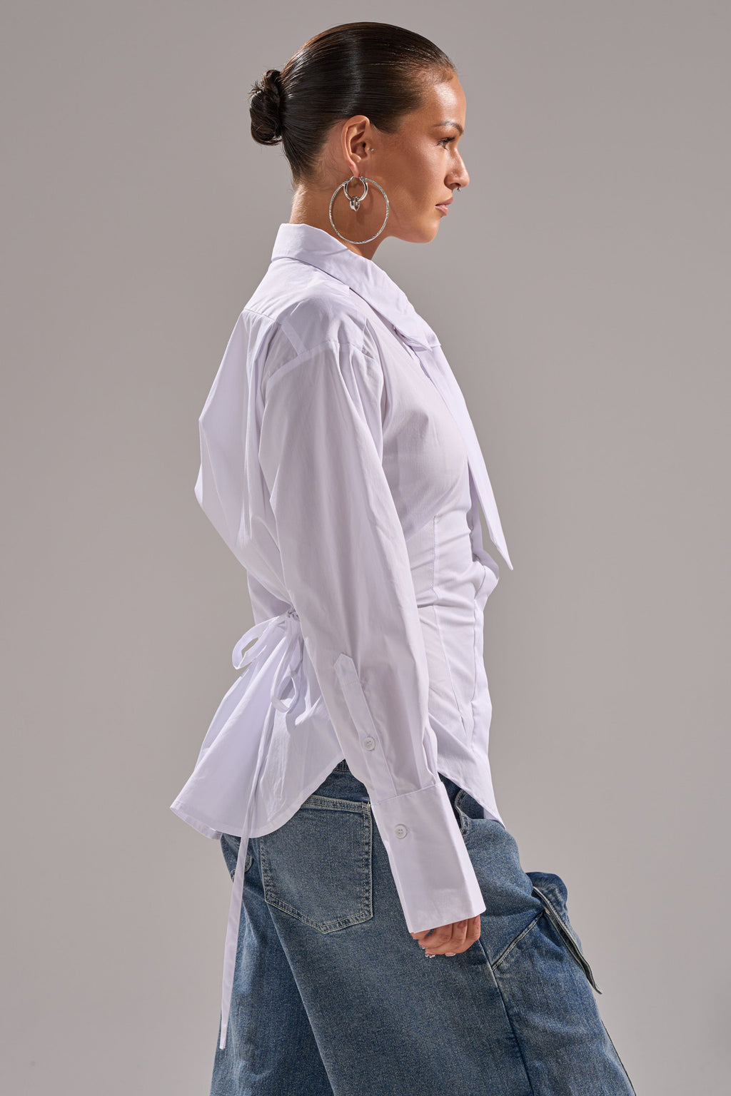 BUSINESS BUTTON DOWN