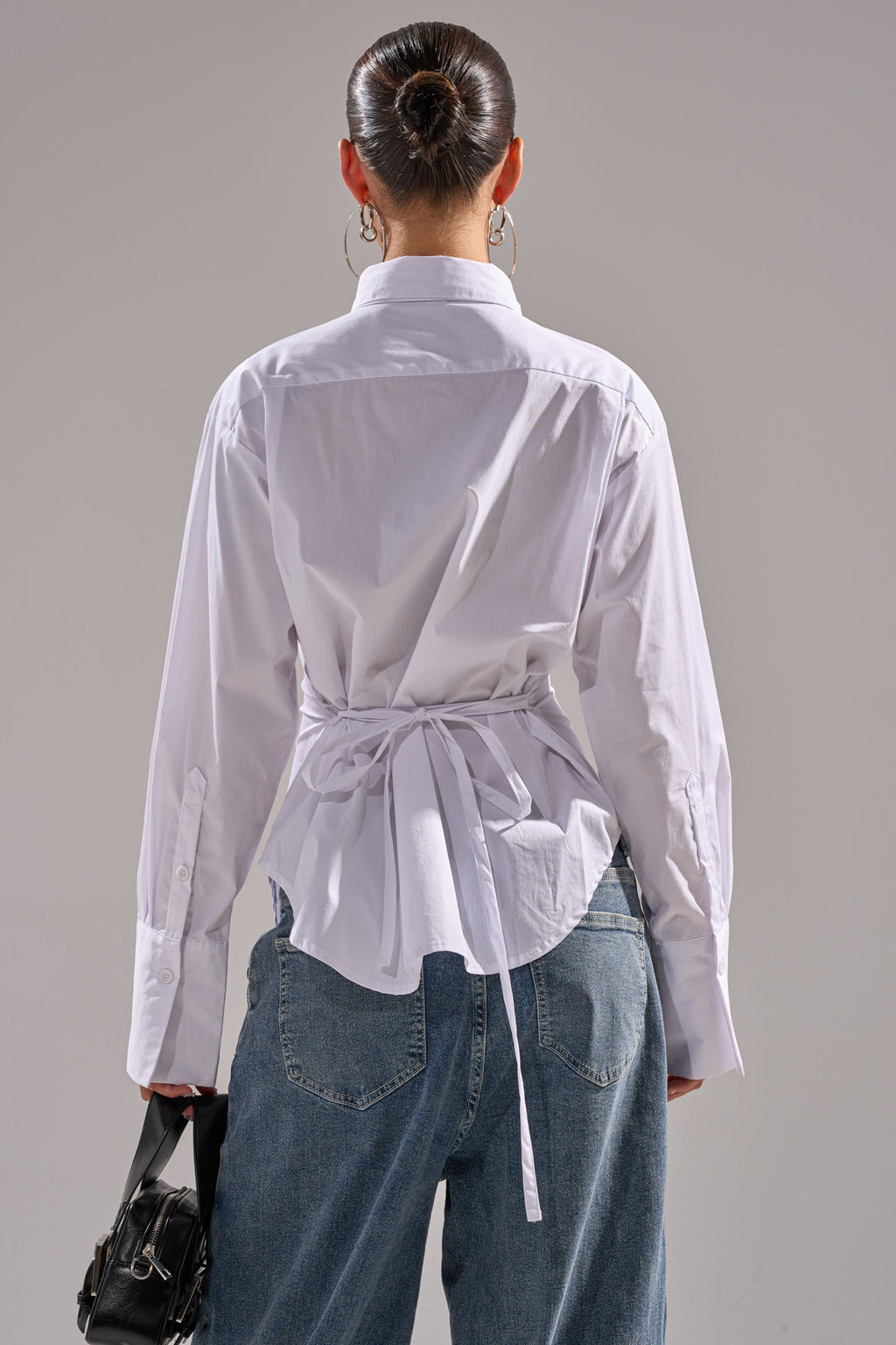 BUSINESS BUTTON DOWN