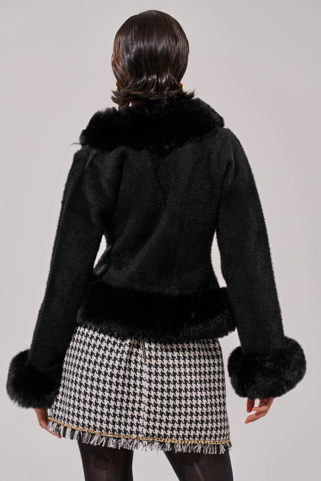 SOFT TOUCH CARDIGAN IN BLACK