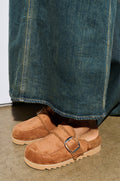 AZALEA WANG SIMAH CHESTNUT SLIPPER CLOG