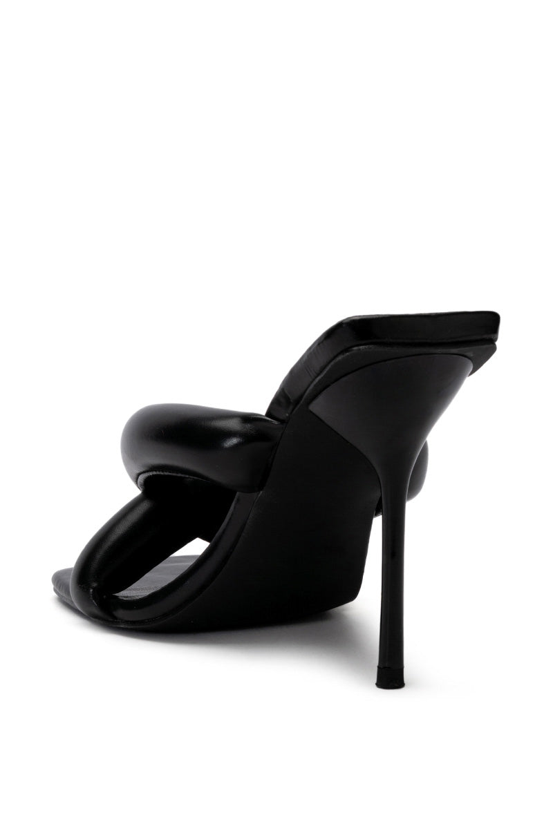 AZALEA WANG CHRISTABEL PUFF SANDAL