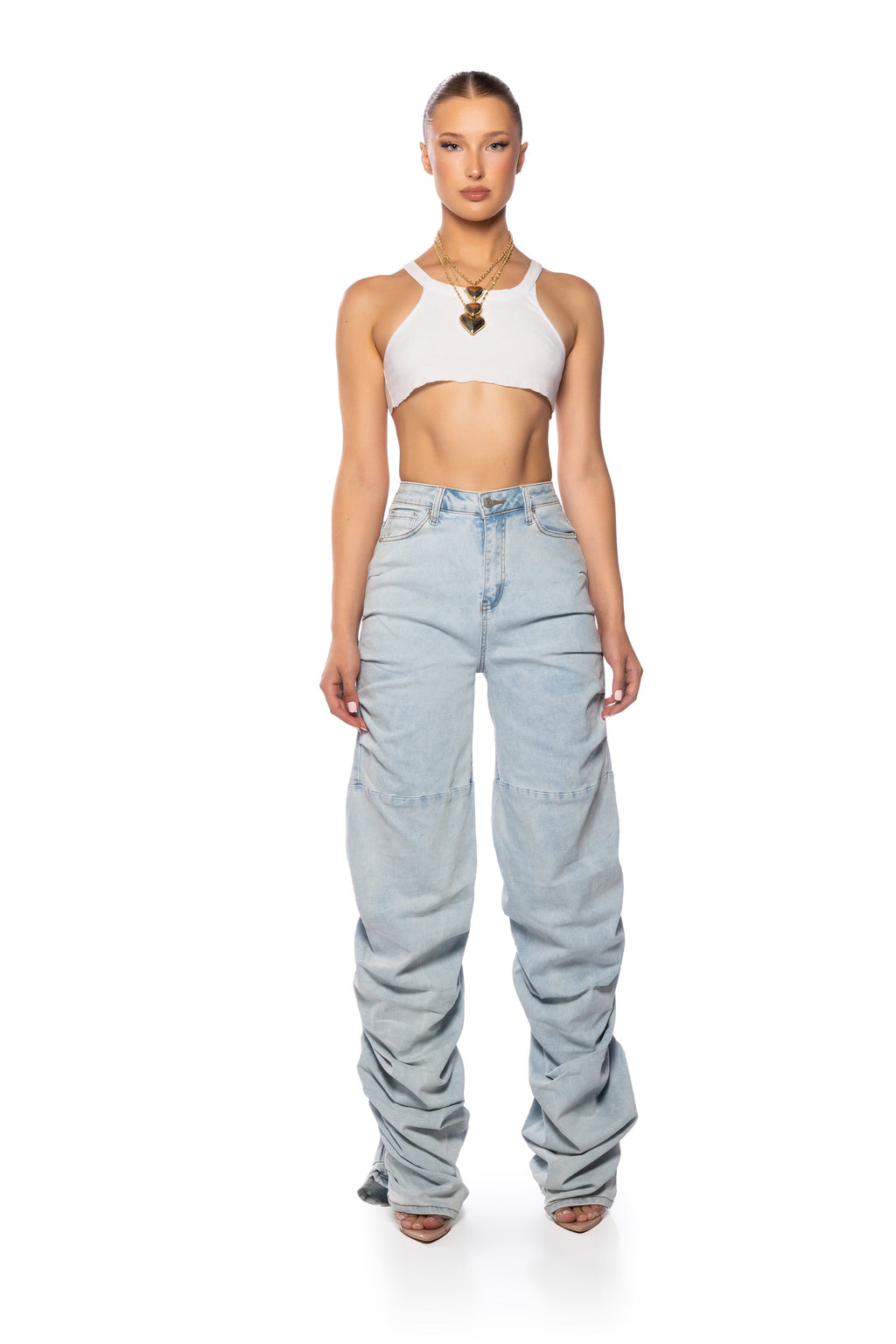 NEVER CHANGE RUCHED RELAXED FIT JEANS IN LIGHT BLUE DENIM